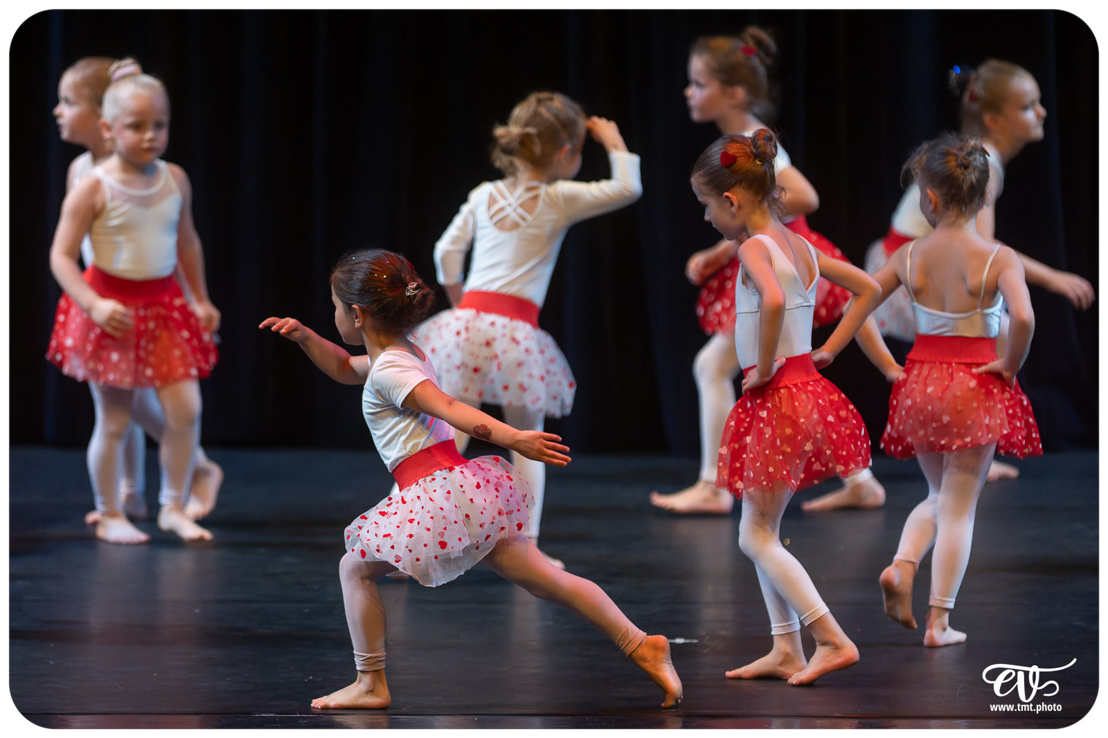 ECOLE DE DANSE CÉCILE ADAMOW